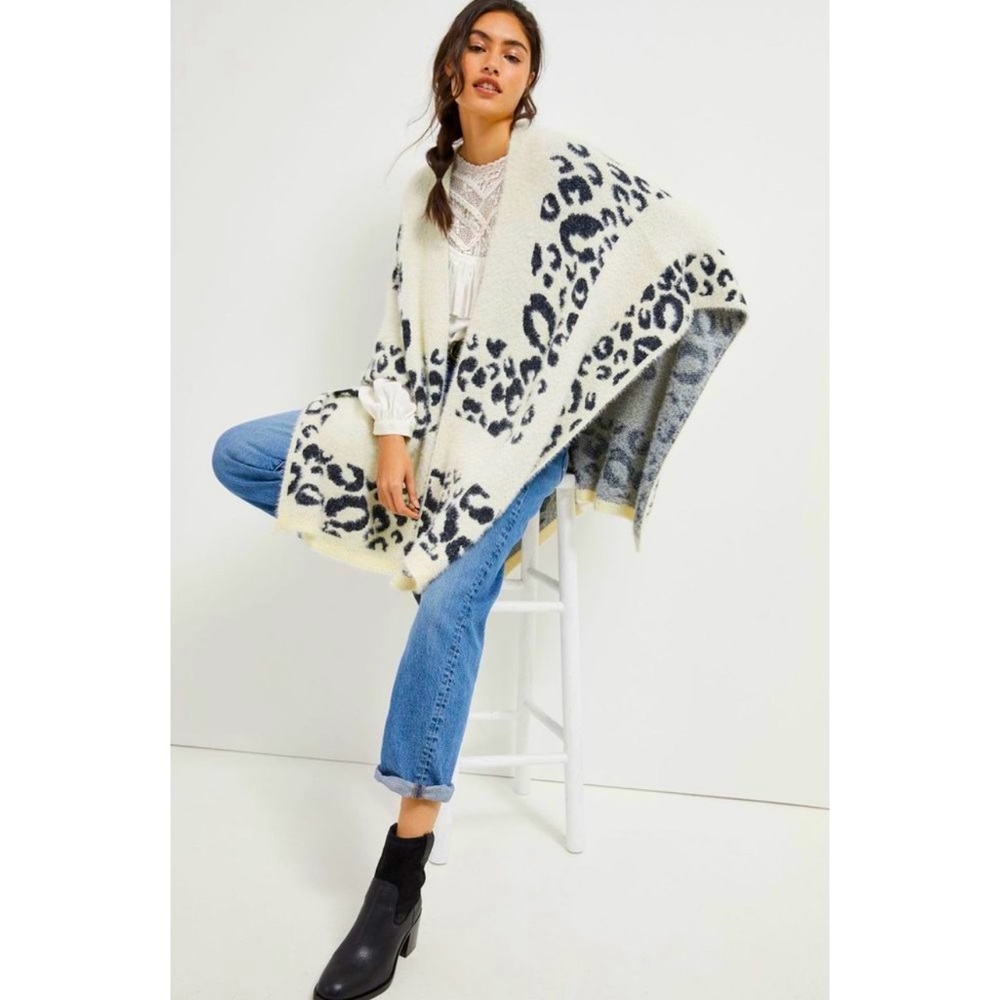 Anthropologie Sage Leopard Eyelash Kimono Poncho Wrap One Size Animal Print